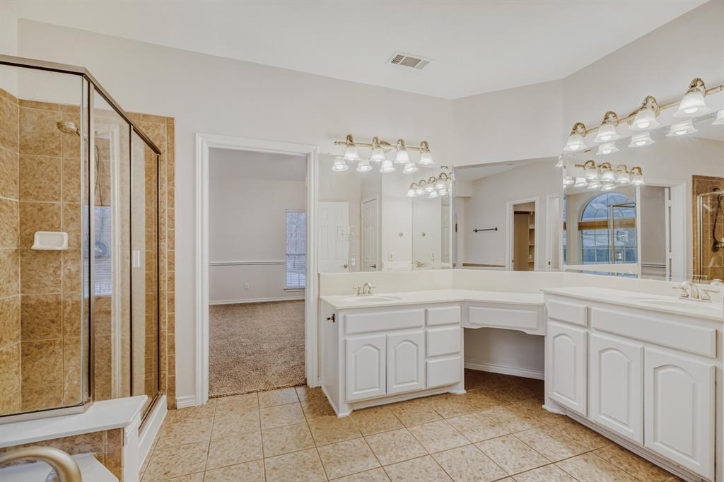 2207 Creekedge Court Property Photo 22