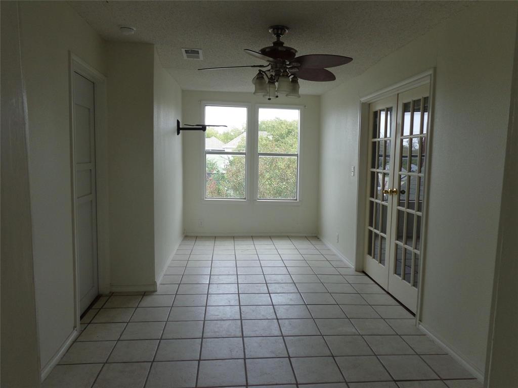 211 W Purdom Avenue Property Photo 11
