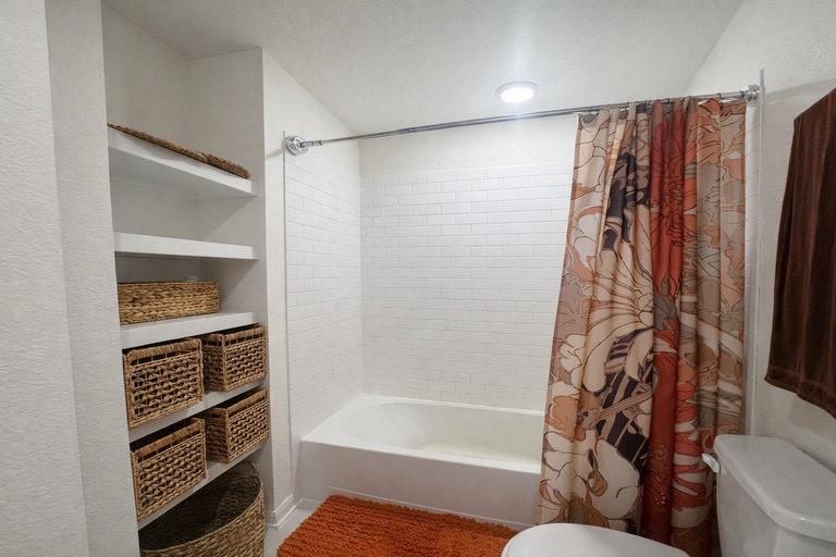 14345 High Hill Drive Property Photo 3