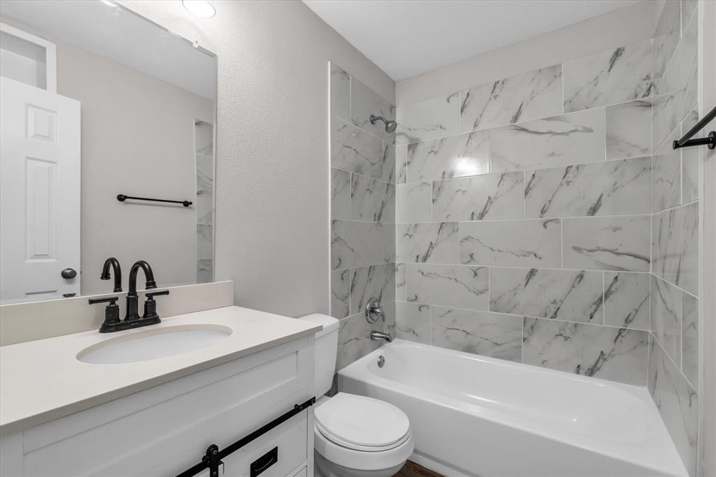 1908 S 19th Street Property Photo 21