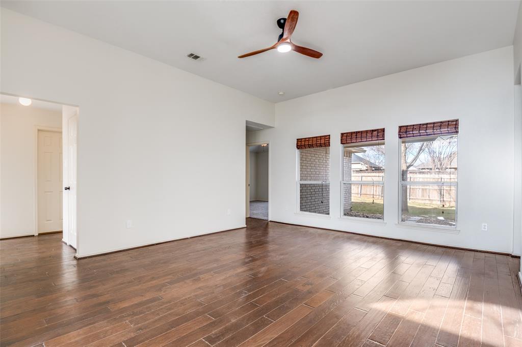 2953 Firewheel Drive Property Photo 6