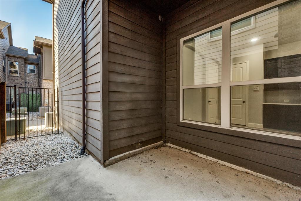 828 Rohan Drive Property Photo 24