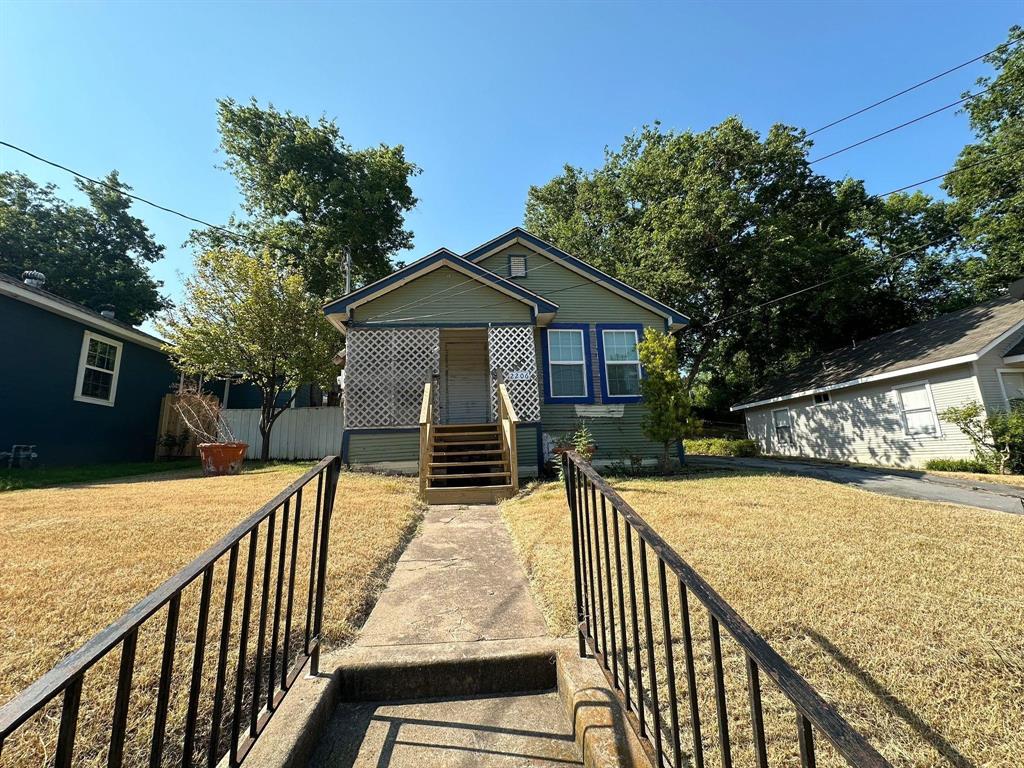 2206 Rockefeller Boulevard Property Photo 3