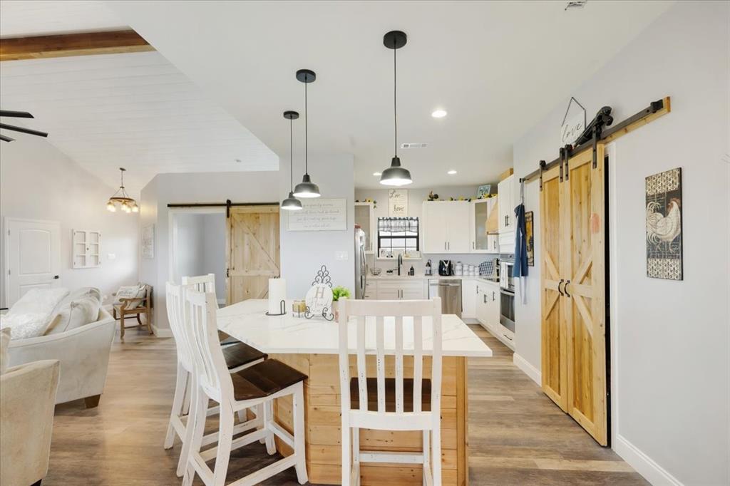 836 Fm-2068 Property Photo 10