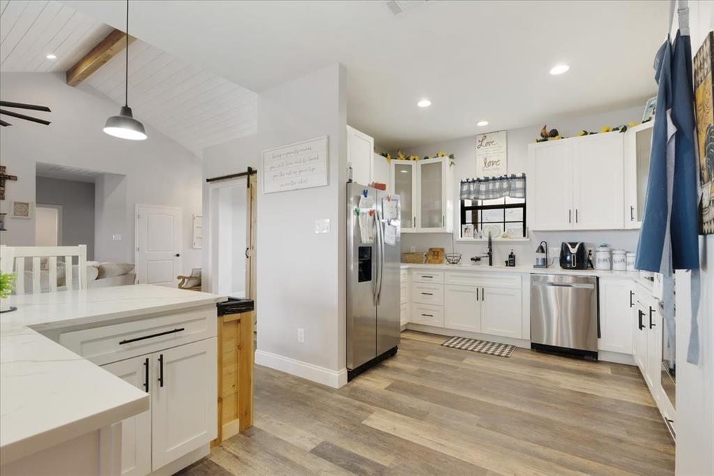 836 Fm-2068 Property Photo 11