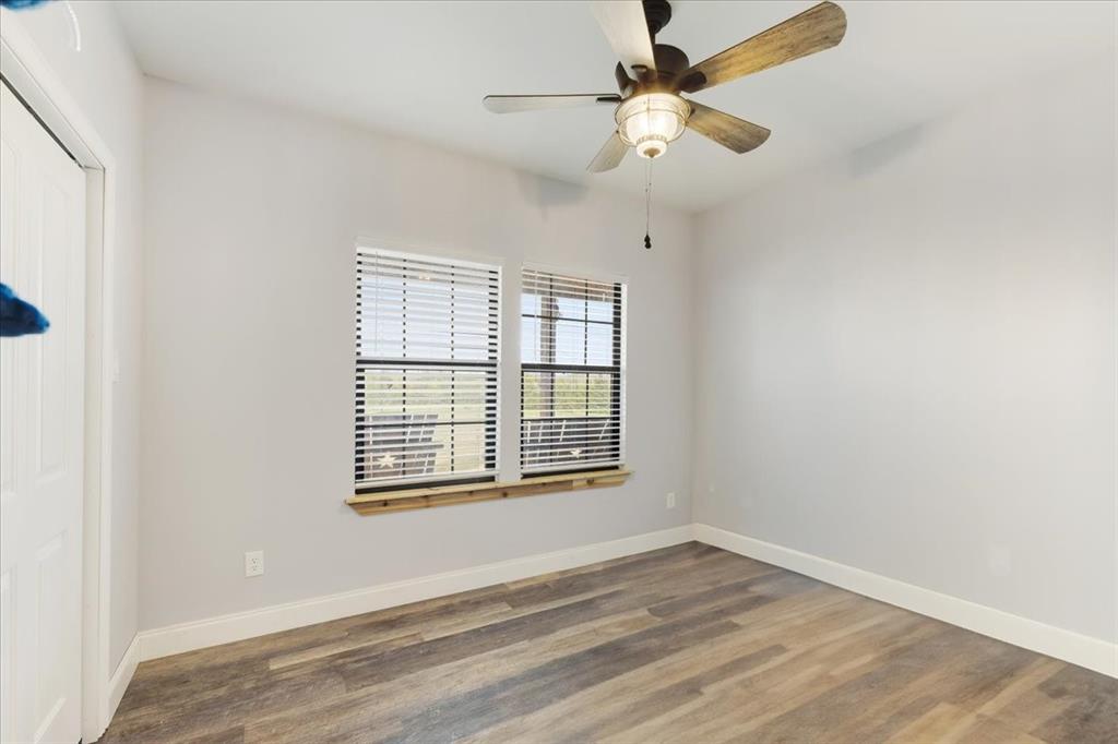 836 Fm-2068 Property Photo 20