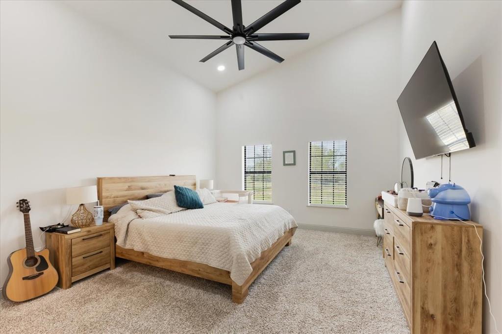 836 Fm-2068 Property Photo 33