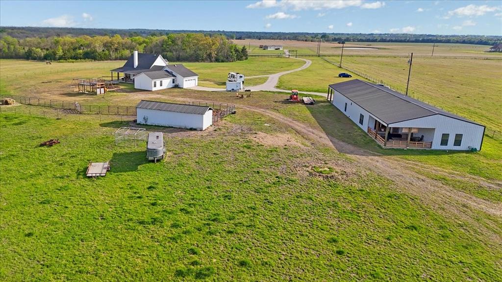 836 Fm-2068 Property Photo 40
