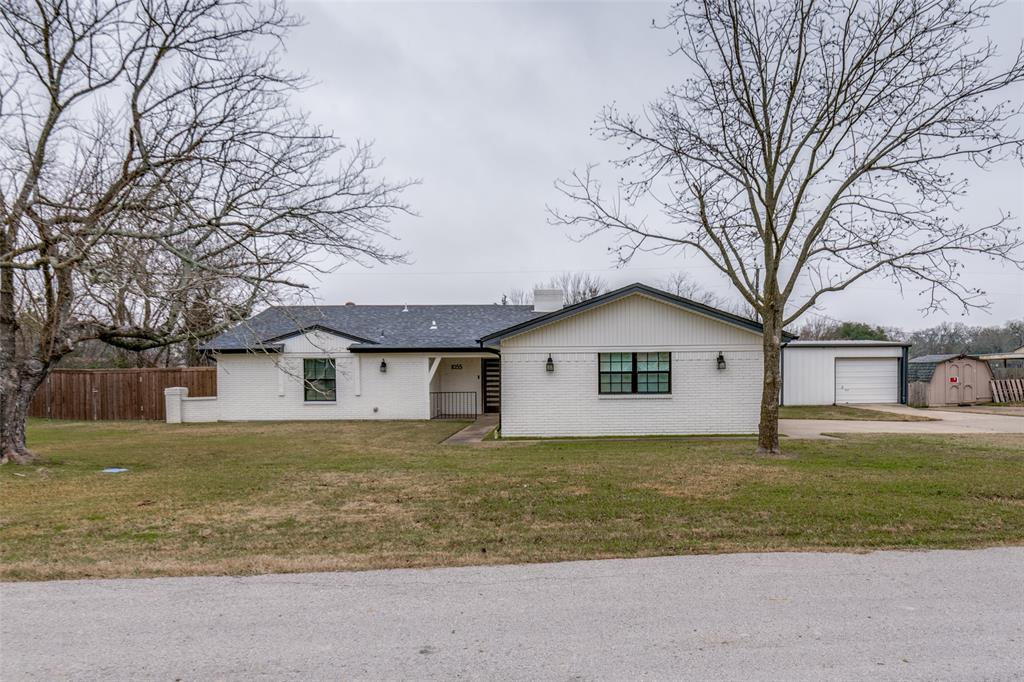 1055 Wright Street Property Photo 2
