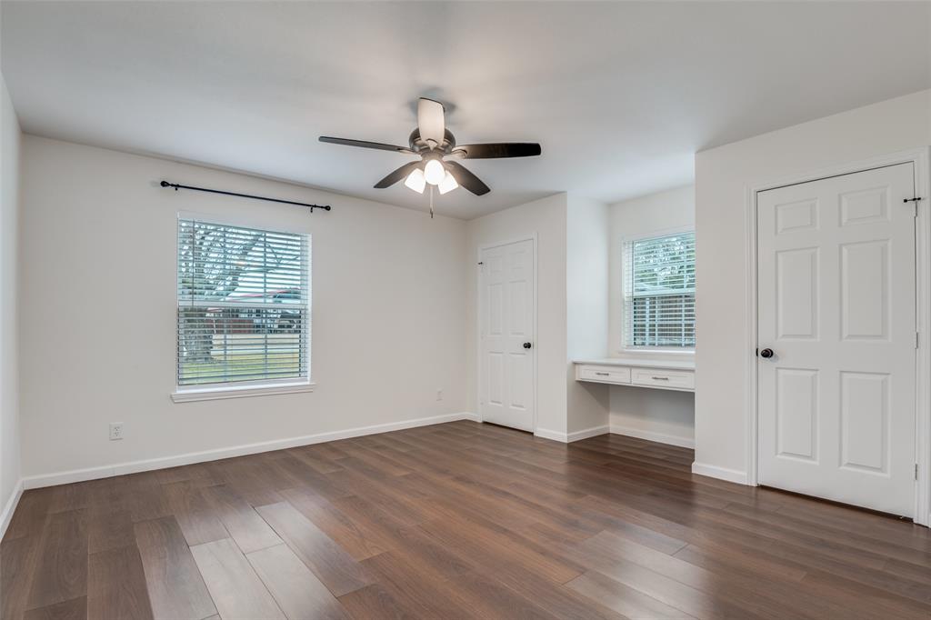 1055 Wright Street Property Photo 11