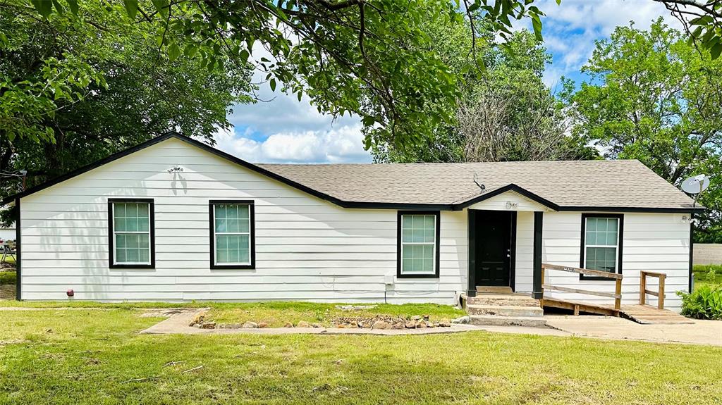 3 bed home for lease — 15159 County Road 549, Nevada TX $1,900/mo