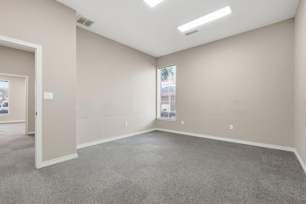 105 Kathryn Drive Property Photo 8