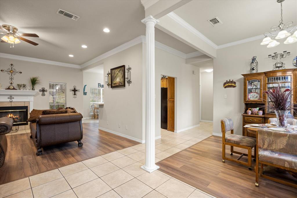 119 Spanish Oaks Trail Property Photo 3
