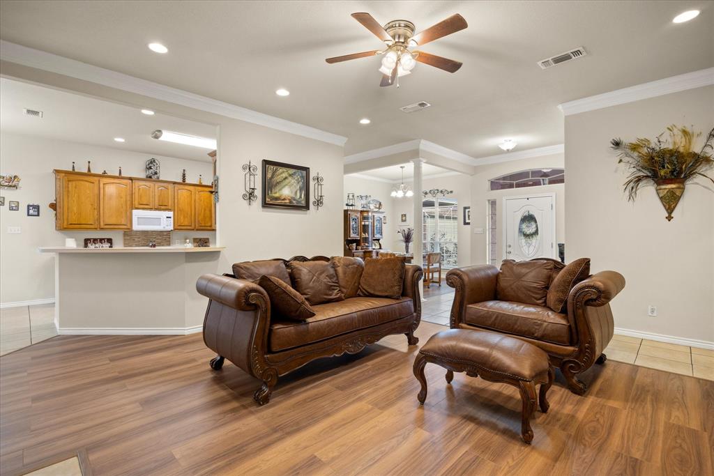 119 Spanish Oaks Trail Property Photo 6