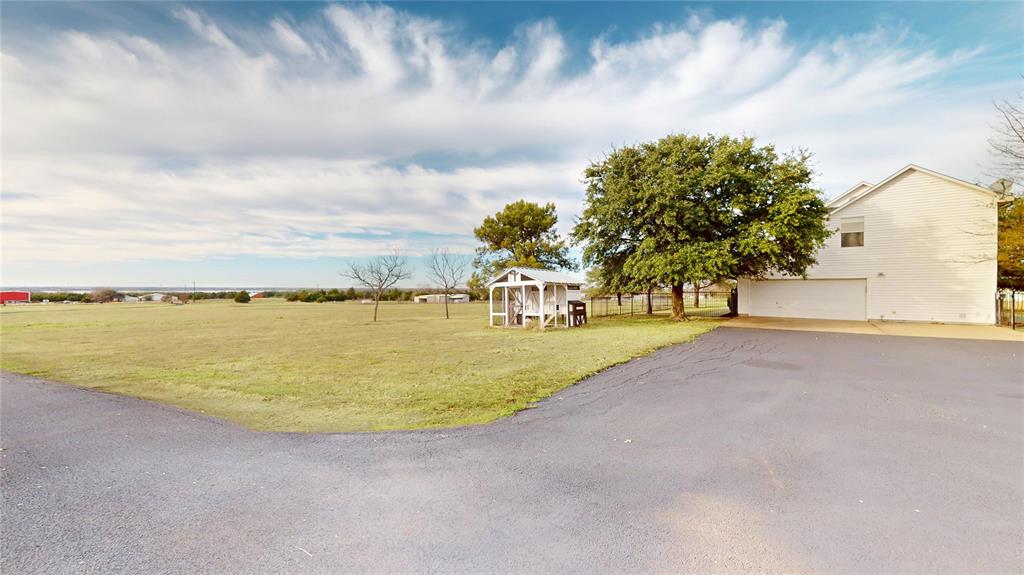 5909 County Road 488 Property Photo 24
