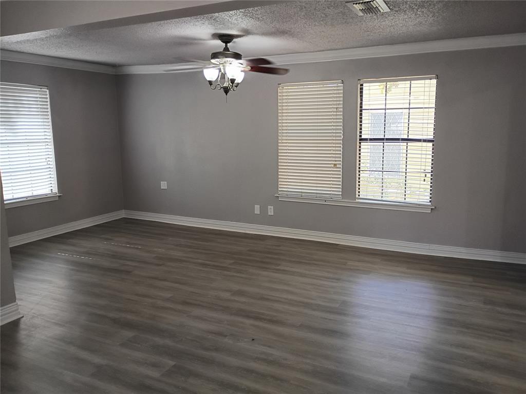 208 Almond Street Property Photo 6