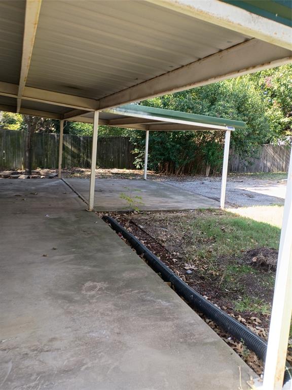 208 Almond Street Property Photo 31