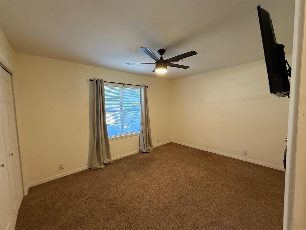 2206 12th Street Property Photo 11