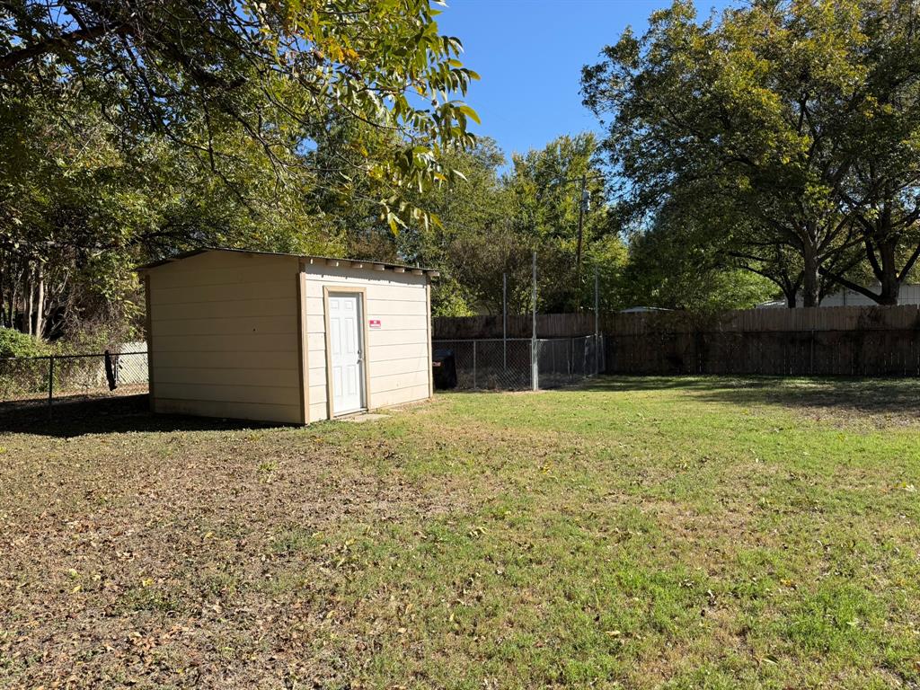 2206 12th Street Property Photo 20