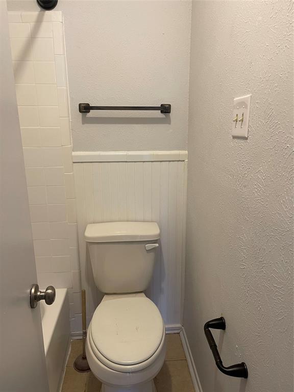 887 Dublin Drive D Property Photo 18