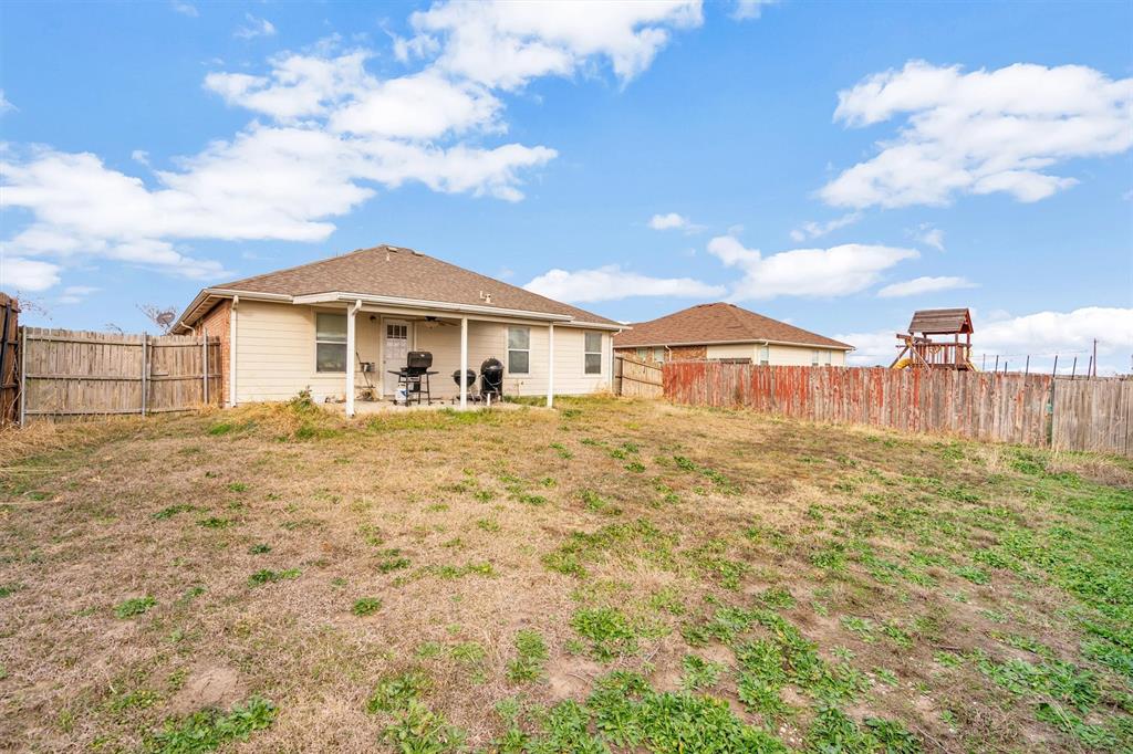 103 Charleston Drive Property Photo 11