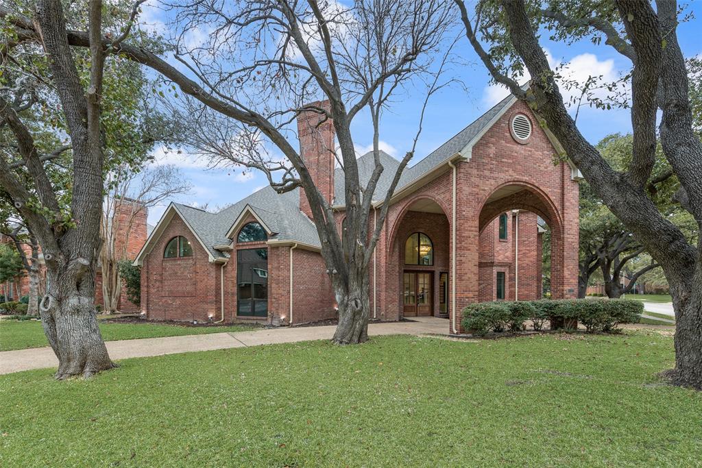 4621 Hallmark Drive Property Photo 2