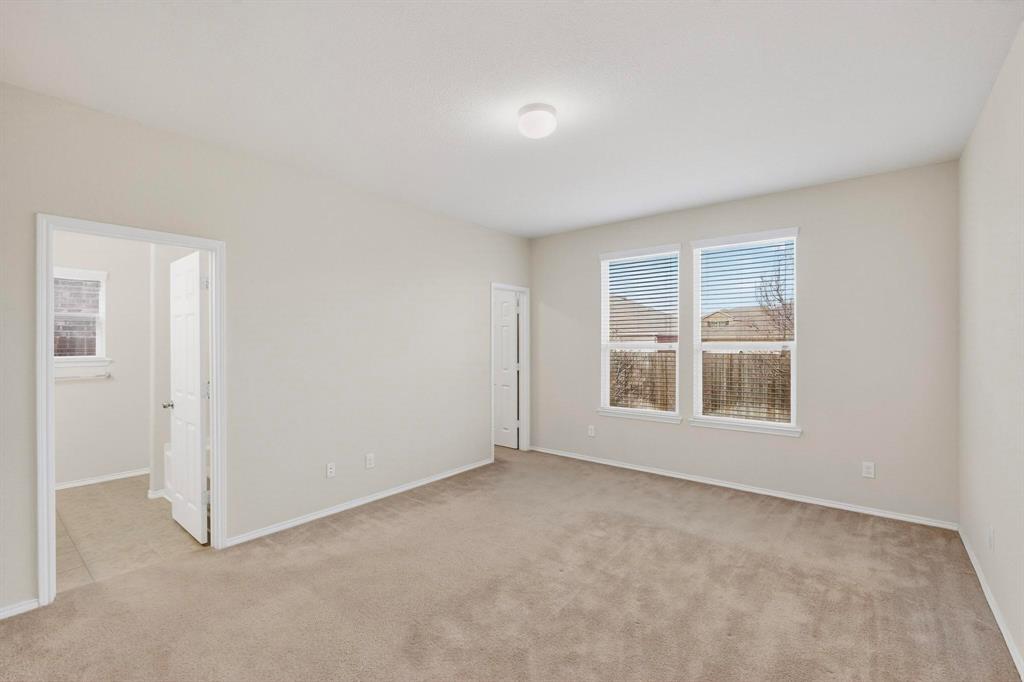 2409 Buelingo Lane Property Photo 8