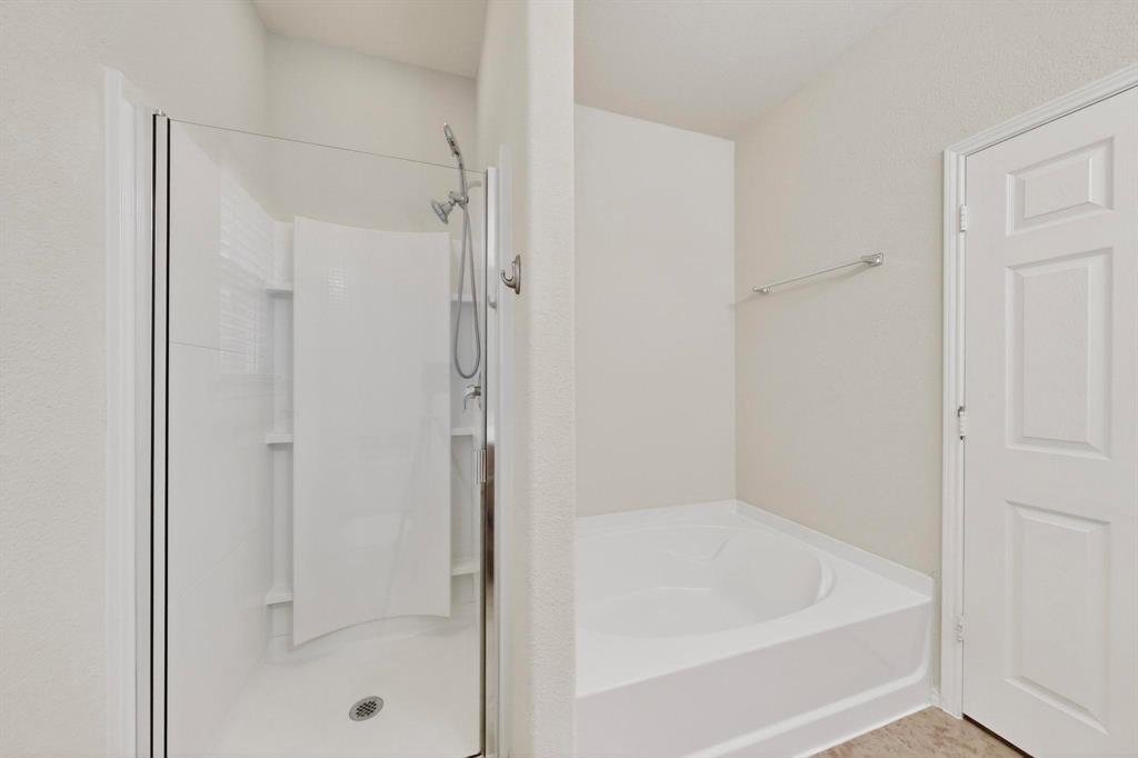 2409 Buelingo Lane Property Photo 10