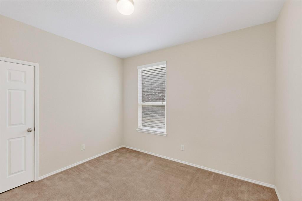 2409 Buelingo Lane Property Photo 13