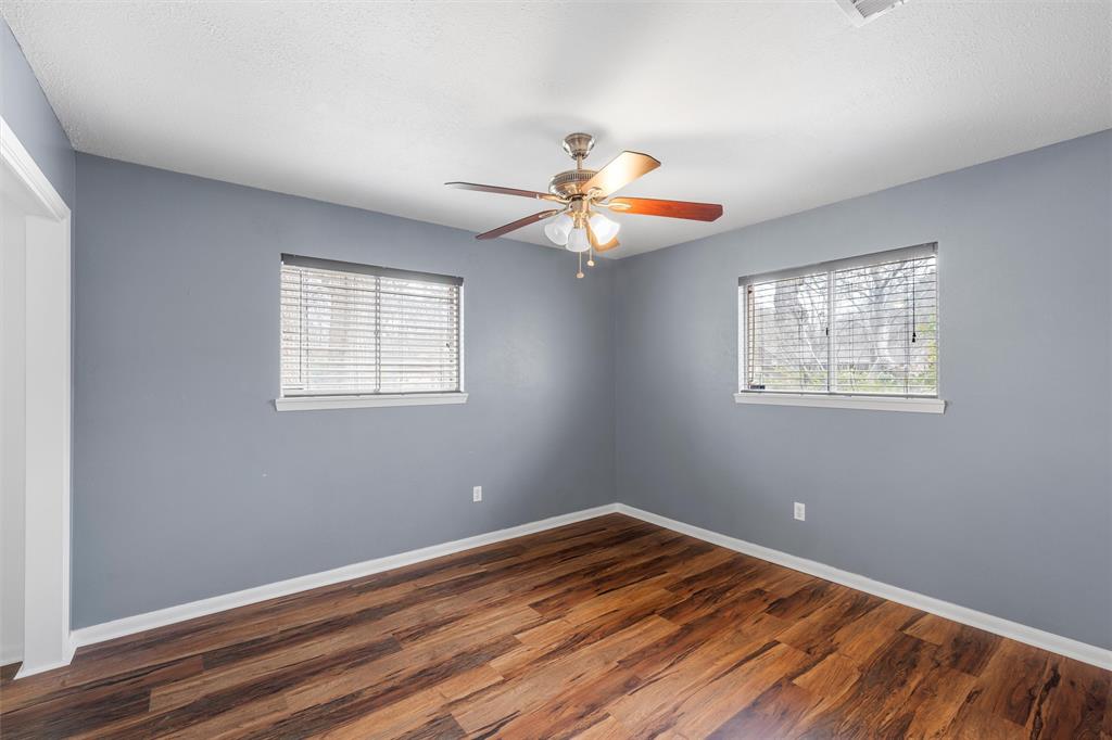 2208 Lake Forest Drive Property Photo 19