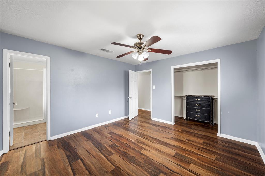 2208 Lake Forest Drive Property Photo 21