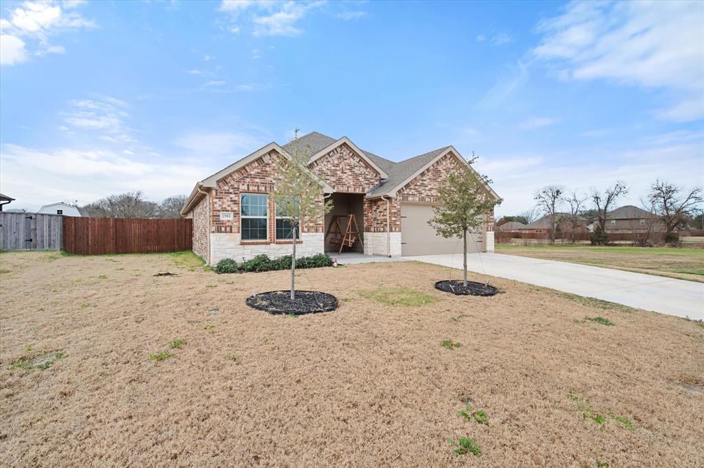 1901 Sandy Knoll Drive Property Photo 3