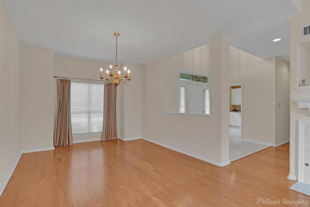 110 Kings Crossing Property Photo 11