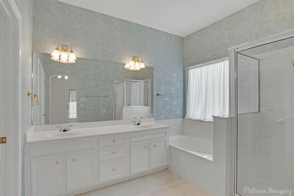 110 Kings Crossing Property Photo 18