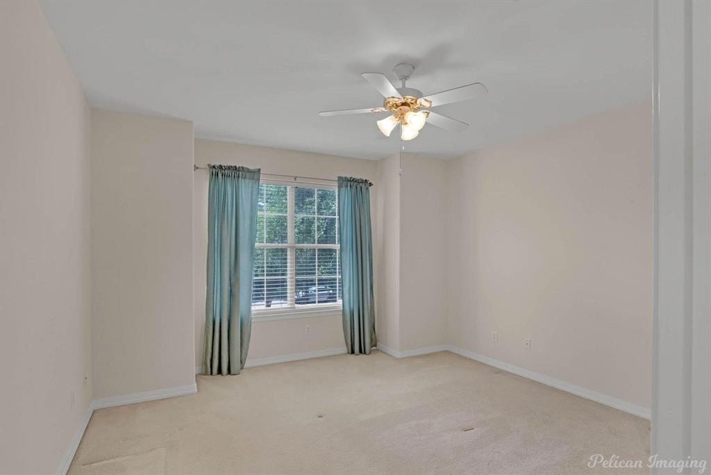 110 Kings Crossing Property Photo 23