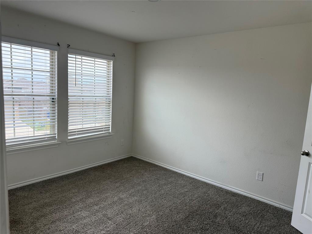 3516 Mildren Bend Property Photo 12