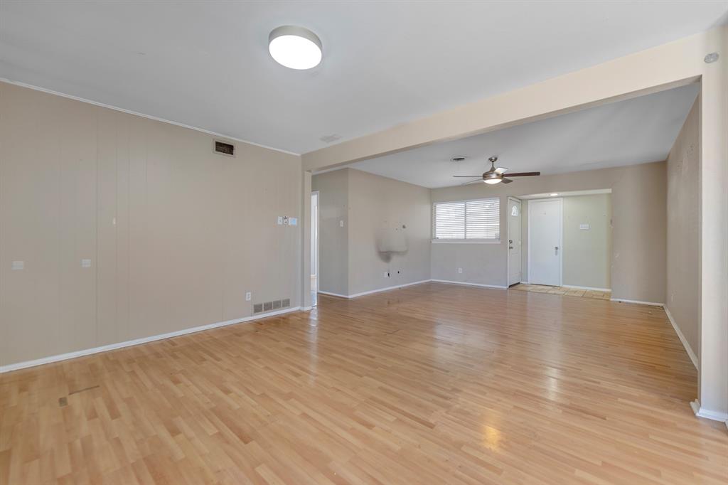 518 Worcester Way Property Photo 10