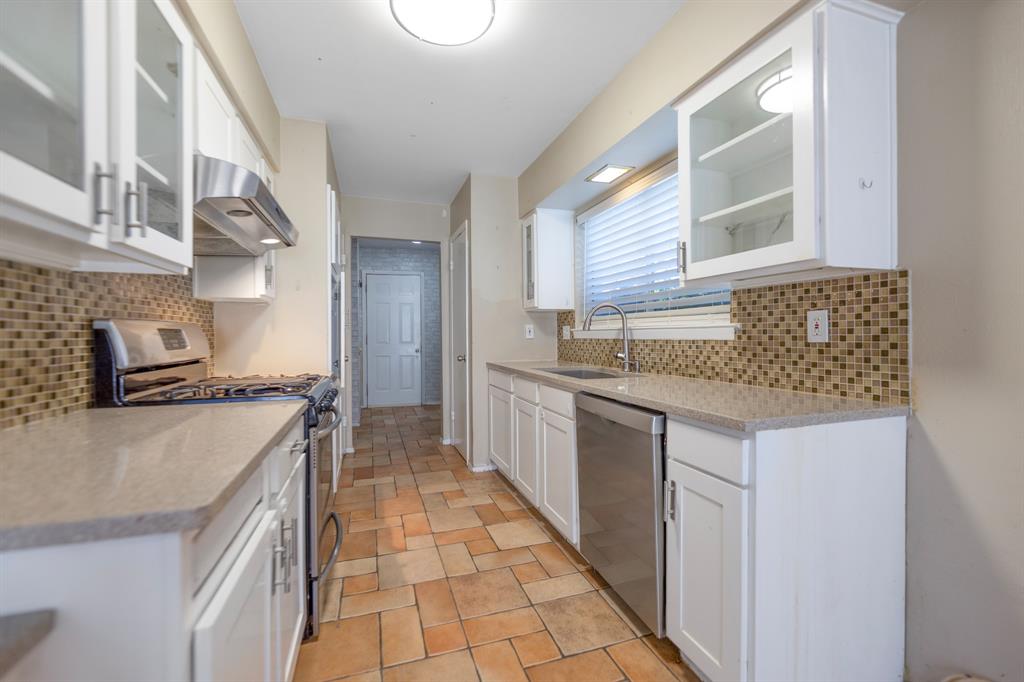 518 Worcester Way Property Photo 12