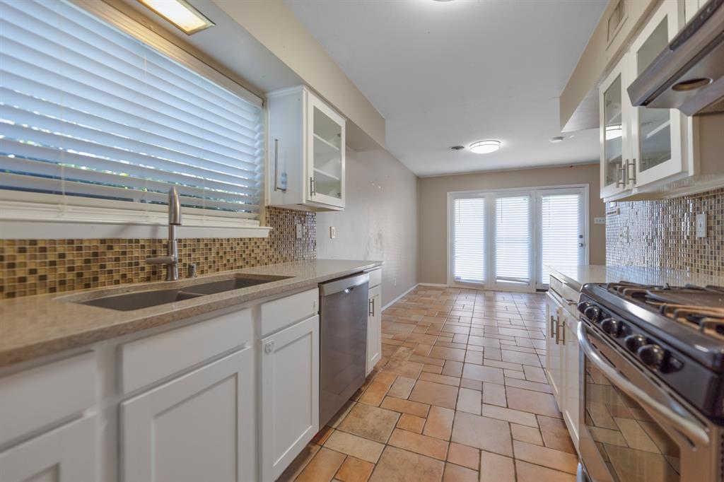 518 Worcester Way Property Photo 15