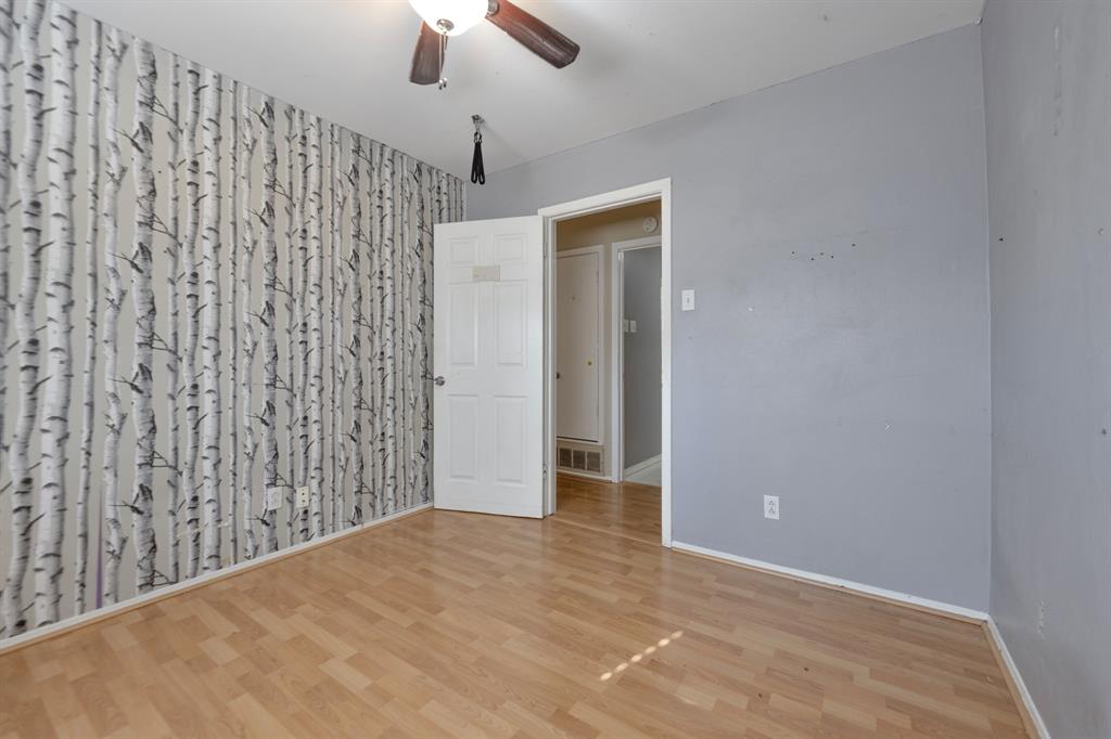 518 Worcester Way Property Photo 17