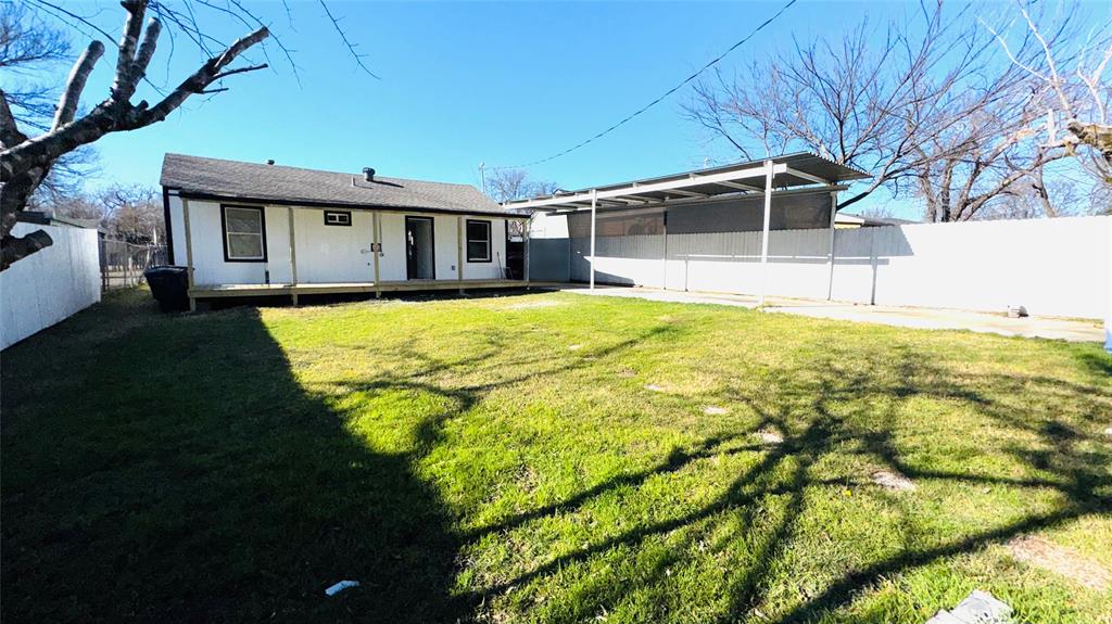 3297 Todd Avenue Property Photo 7