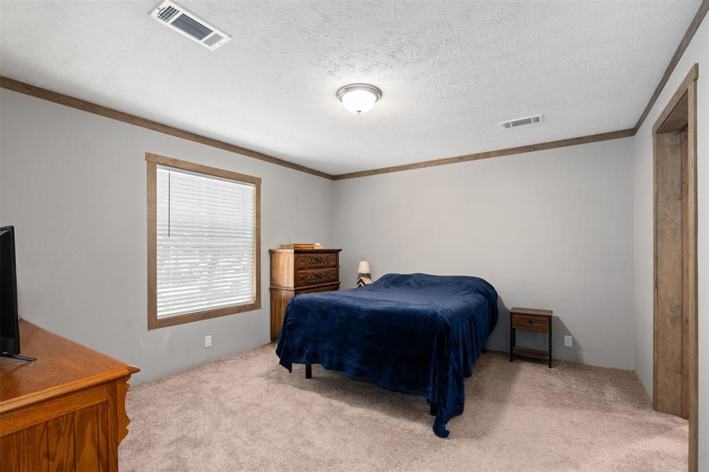 136 Thunderbird Drive Property Photo 23