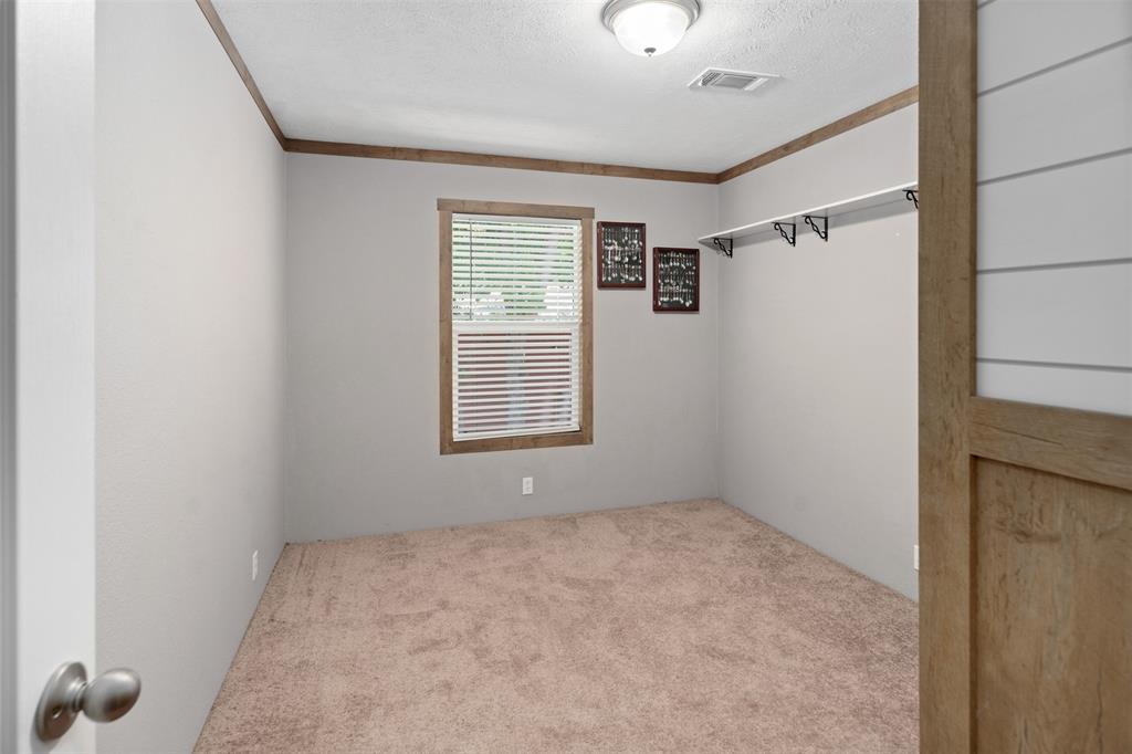 136 Thunderbird Drive Property Photo 25