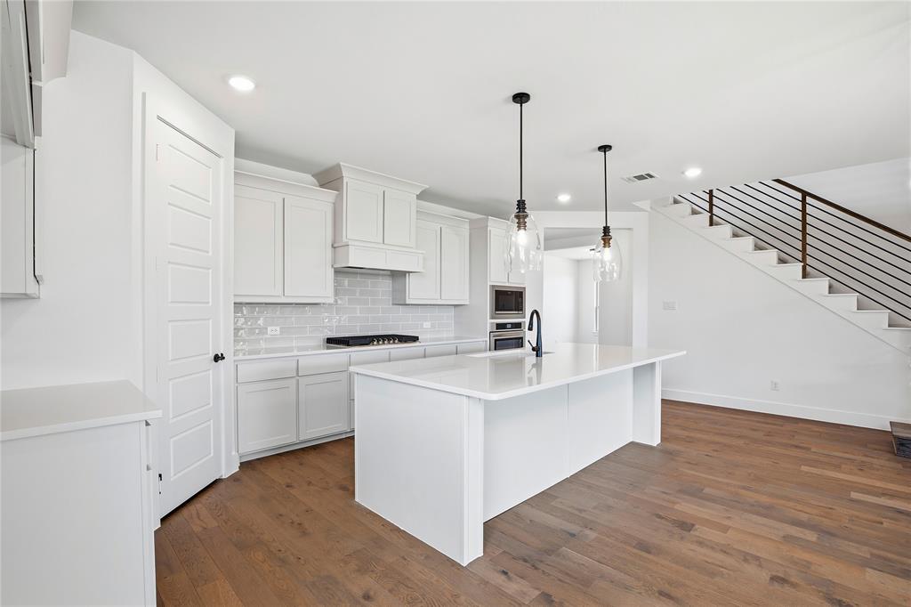 7317 Saker Street Property Photo 16