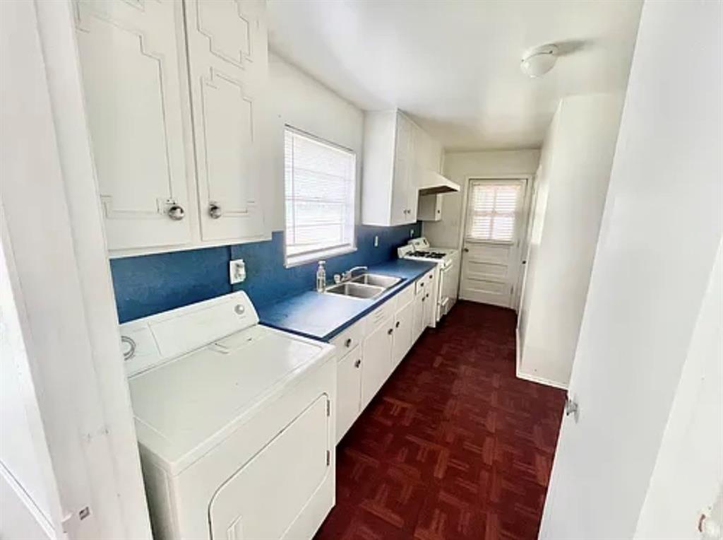 109 Vandenburg Drive A Property Photo 4