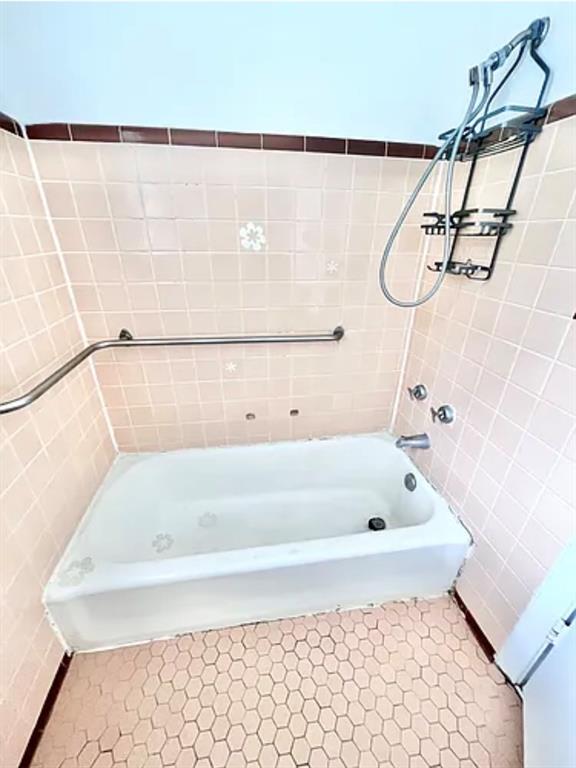 109 Vandenburg Drive A Property Photo 7
