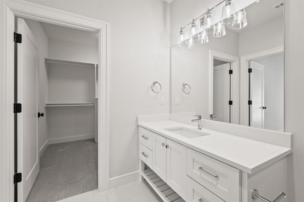 1211 Seminole Drive Property Photo 39