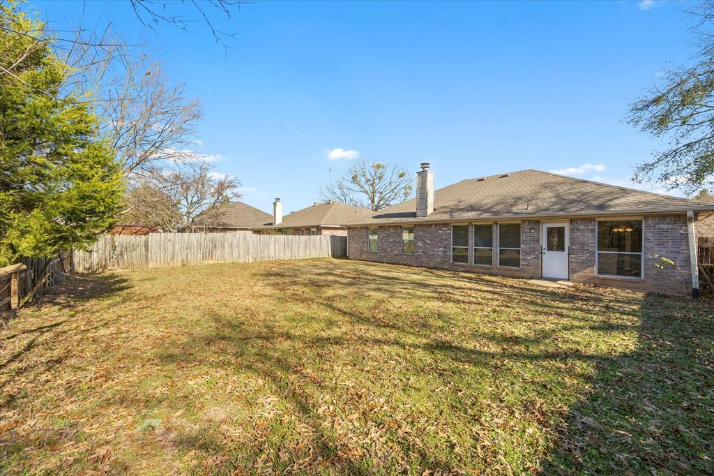 334 River Oaks Lane Property Photo 25