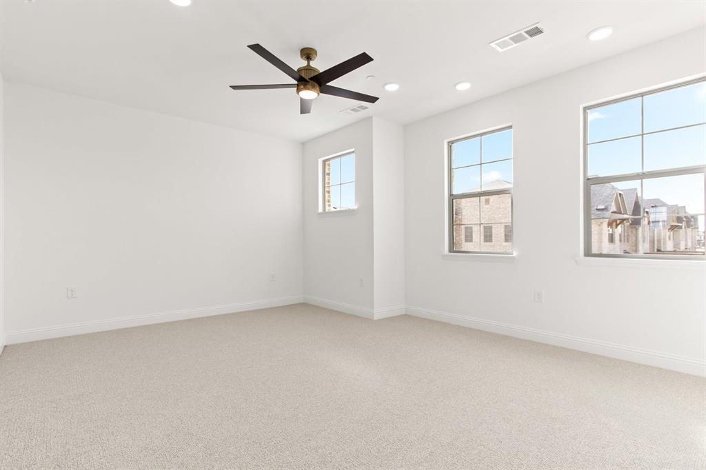 1208 Armstrong Property Photo 19