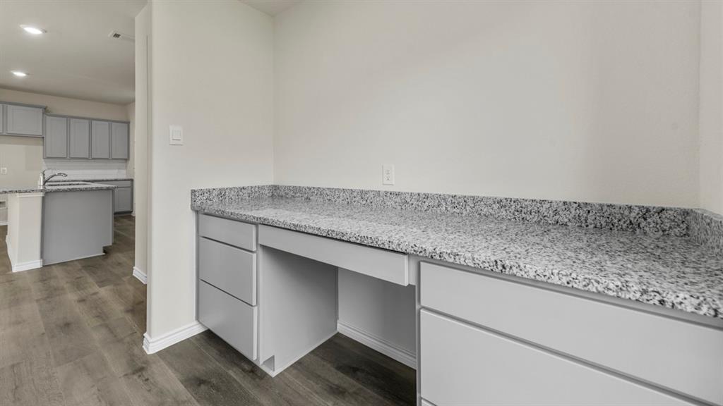 2060 Hearn Drive Property Photo 12